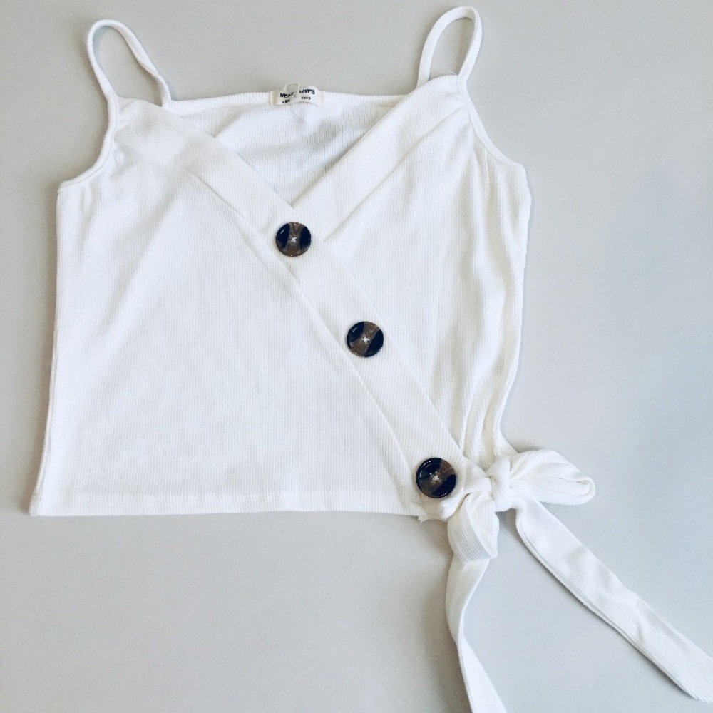 Side Tie Crop Top - Picture 3 of 4